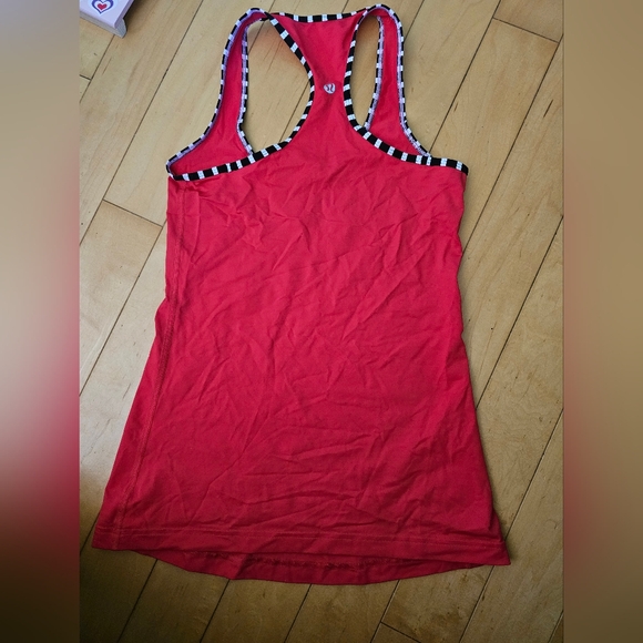 Lululemon cool racerback - Picture 2 of 3